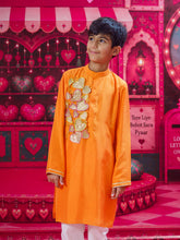 Chamkila Kurta Set