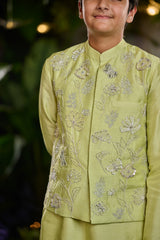 In the Meadow Bandi Set
