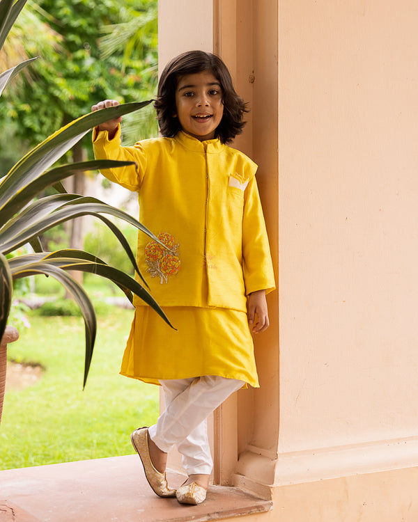 Genda Phool Bandi with Kurta and Pants Set