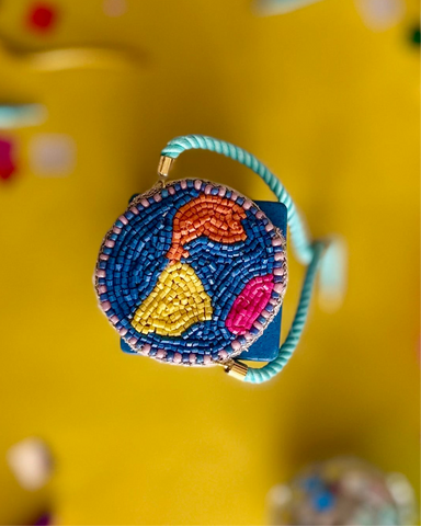 World is your oyester Rakhi