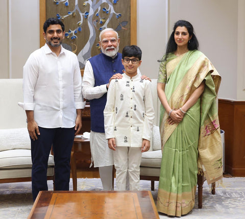 The Checkmate Kurta Set