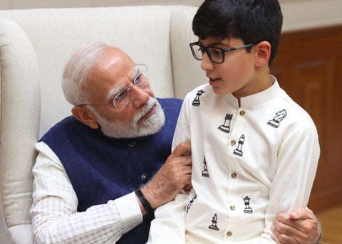 The Checkmate Kurta Set