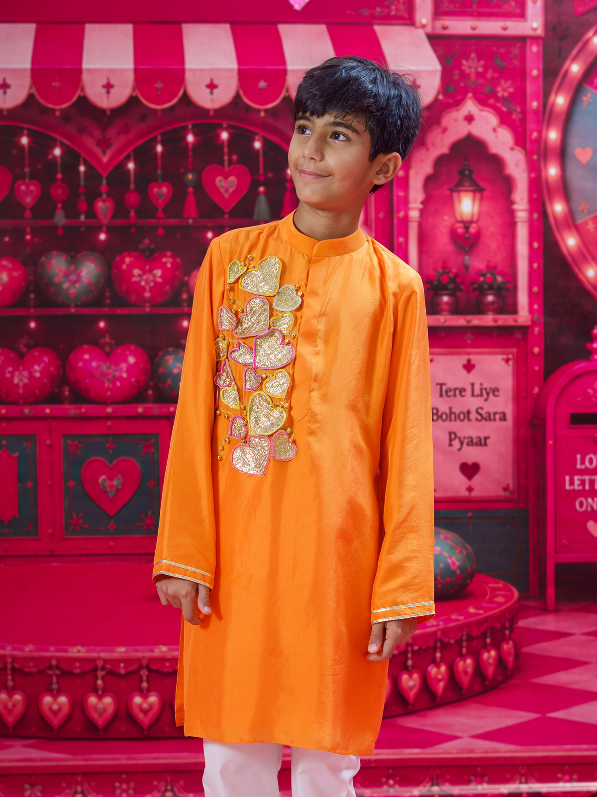 Chamkila Kurta Set