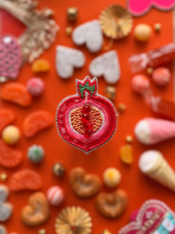 Anaar Rakhi