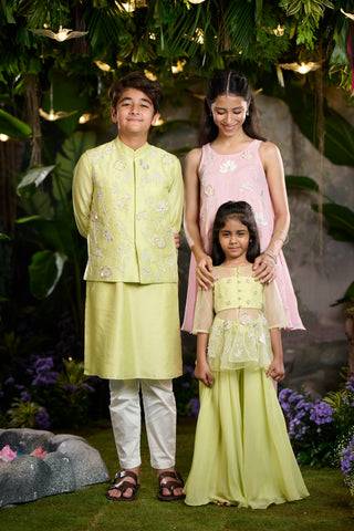 In the Meadow Tunic Set