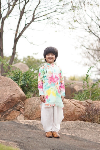 Phool Custom Print Kurta Set